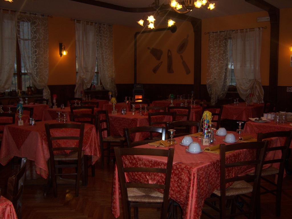 Nuovo Hotel Tripoli Settimo Vittone Bagian luar foto